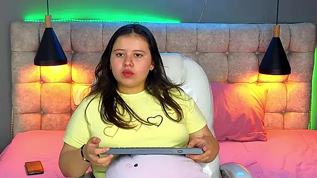 Laia and Aloby online show from 10, 1, 2025