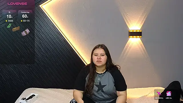 Snapshot of Laia_and_Aloby chatting on 13, 2, 2026 Laia and Aloby online show from 13, 2, 2026