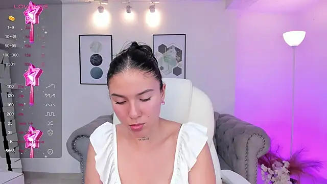 Snapshot of kendaall_jenner_ chatting on 21, 12, 2024 kendaall jenner online show from 21, 12, 2024