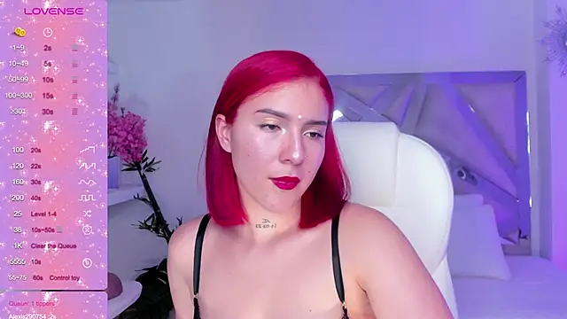 Snapshot of kendaall_jenner_ chatting on 9, 2, 2025 kendaall jenner online show from 9, 2, 2025