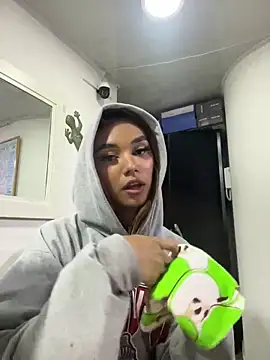 Nikol Rang   online show from 23, 2, 2025