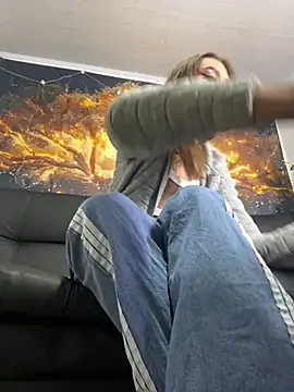 Nikol Rang   online show from 24, 2, 2025