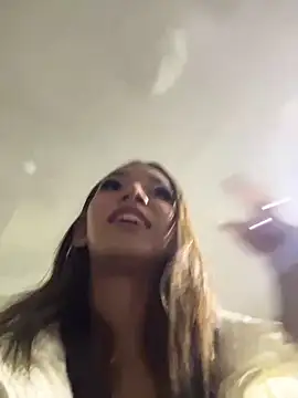 Nikol Rang   online show from 3, 3, 2025