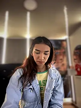 Nikol Rang   online show from 11, 9, 2025