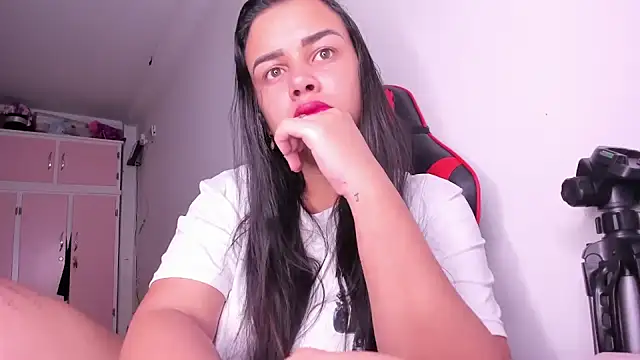 cristalsadik23 online show from 30, 9, 2025