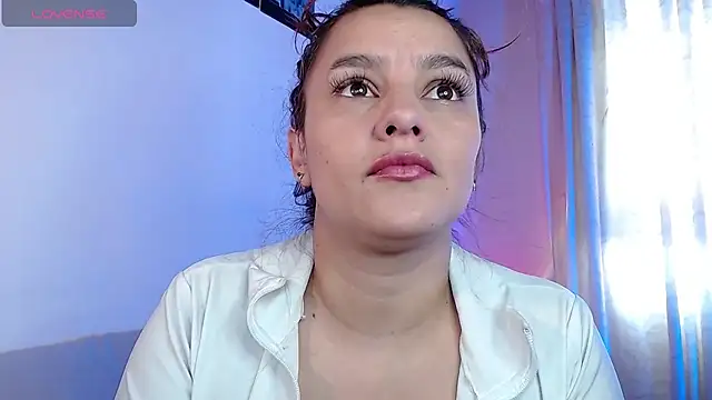 Lu perez online show from 11, 1, 2025