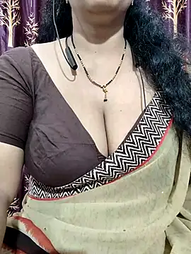 Snapshot of bhuvana555 chatting on 6, 3, 2025 bhuvana555 online show from 6, 3, 2025