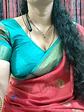 Snapshot of bhuvana555 chatting on 22, 11, 2025 bhuvana555 online show from 22, 11, 2025