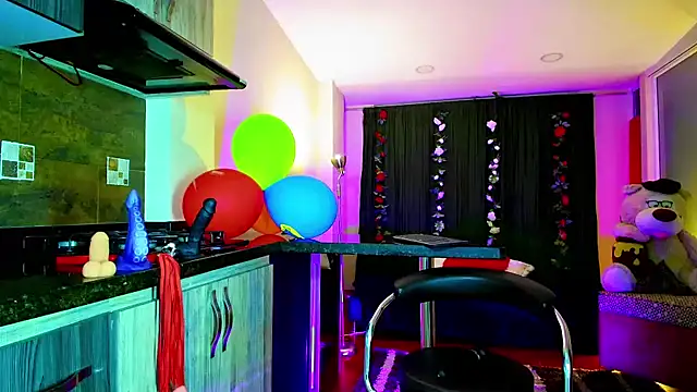 oriana thomson2 online show from 4, 2, 2025