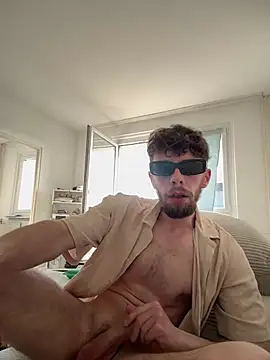 Snapshot of 18cmpacoo chatting on 18, 3, 2026 18cmpacoo online show from 18, 3, 2026