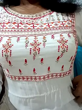 Snapshot of Rina777o chatting on 11, 10, 2025 Rina777o online show from 11, 10, 2025