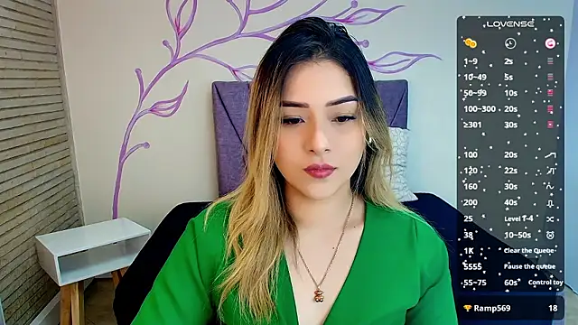 DahliaMoore online show from 3, 12, 2024