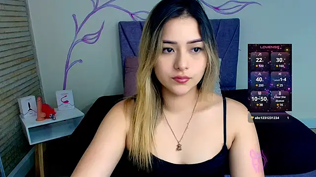 DahliaMoore online show from 5, 12, 2024