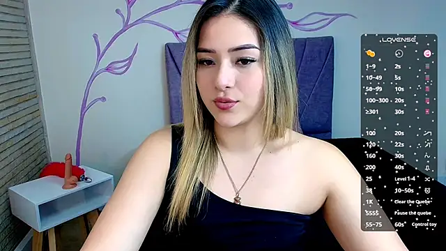 DahliaMoore online show from 11, 12, 2024