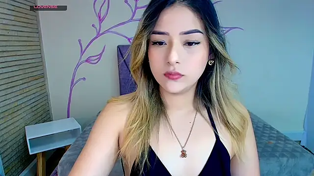 DahliaMoore online show from 20, 12, 2024