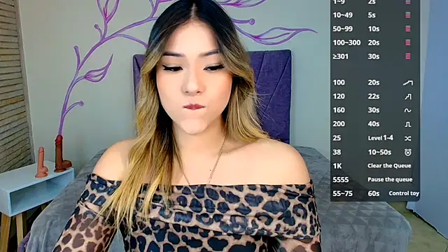 DahliaMoore online show from 22, 12, 2024