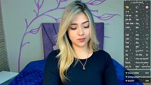 DahliaMoore online show from 23, 1, 2025