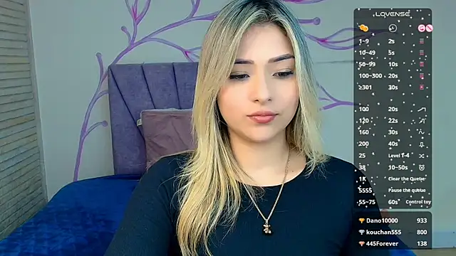 DahliaMoore online show from 24, 1, 2025