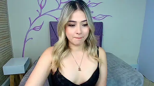 DahliaMoore online show from 13, 2, 2025