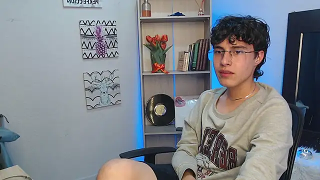 Snapshot of Jeam_hot chatting on 8, 1, 2025 Jeam hot online show from 8, 1, 2025