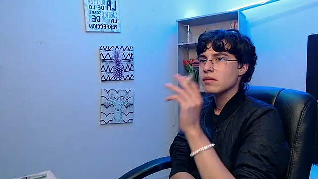 Snapshot of Jeam_hot chatting on 6, 2, 2025 Jeam hot online show from 6, 2, 2025