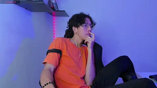 manu vera online show from 25, 2, 2025