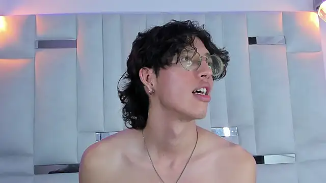 manu vera online show from 27, 2, 2025