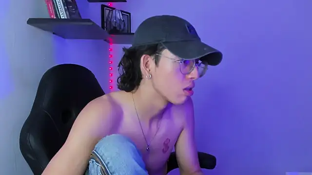 manu vera online show from 28, 2, 2025