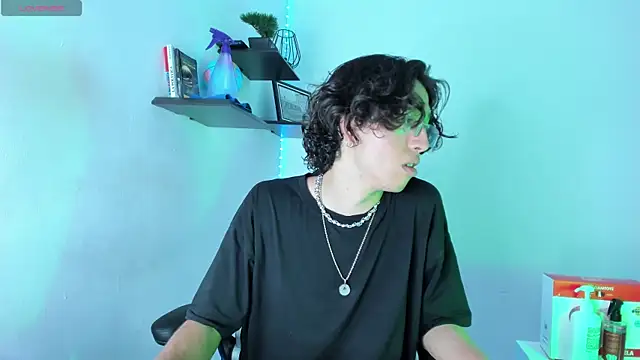 manu vera online show from 2, 11, 2025