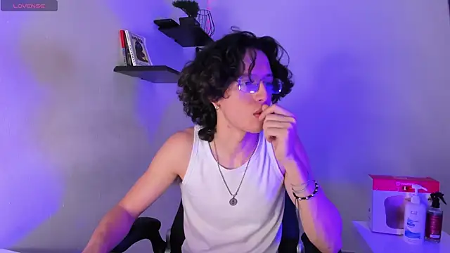 manu vera online show from 19, 11, 2025