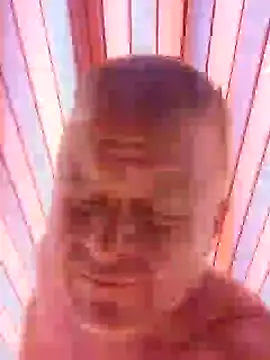 Snapshot of swingr chatting on 8, 1, 2025 swingr online show from 8, 1, 2025