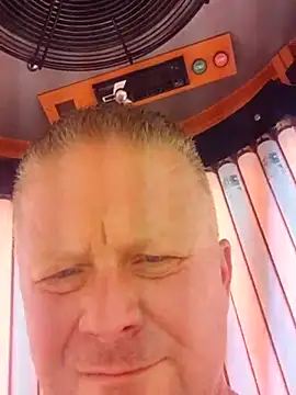 Snapshot of swingr chatting on 7, 3, 2025 swingr online show from 7, 3, 2025