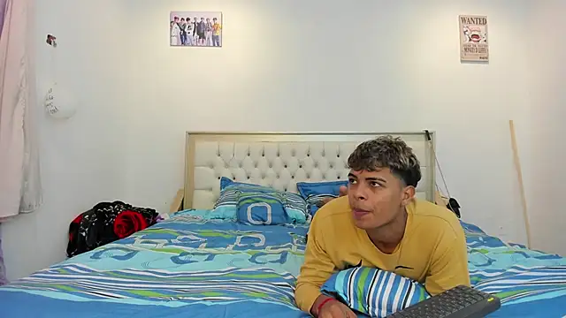 Snapshot of dafnezahiraa_ chatting on 15, 1, 2025 dafnezahiraa  online show from 15, 1, 2025