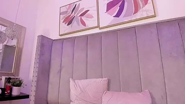 Snapshot of Haru_Bonny chatting on 2, 12, 2024 Haru Bonny online show from 2, 12, 2024