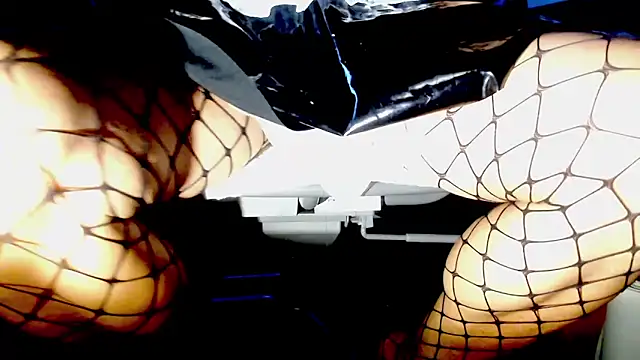 perro-de-katty online show from 23, 9, 2025