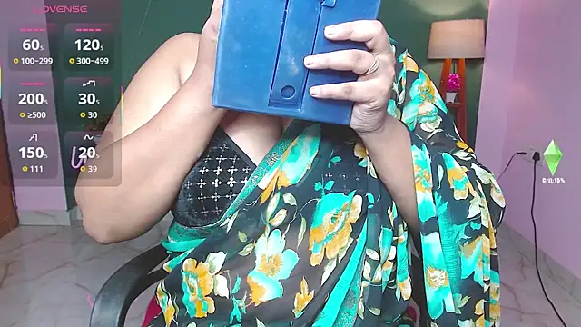 Snapshot of Naughty_Ayesha1 chatting on 5, 11, 2025 Naughty Ayesha1 online show from 5, 11, 2025