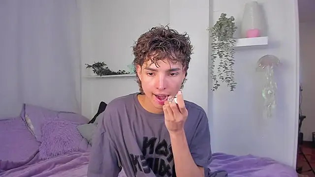 santy-kitty online show from 18, 1, 2026