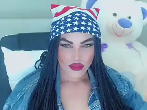 NathaliaCross online show from 1, 2, 2025