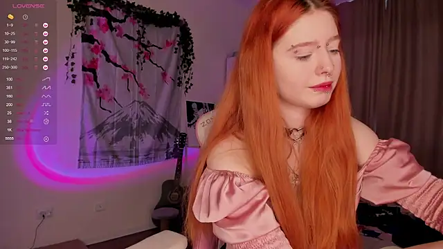 ScarletRos3 online show from 4, 12, 2024