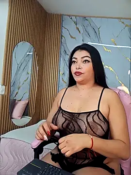 EmaBakker online show from 11, 10, 2025