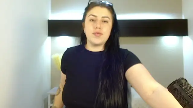 Snapshot of Bantonia chatting on 15, 3, 2025 Bantonia online show from 15, 3, 2025