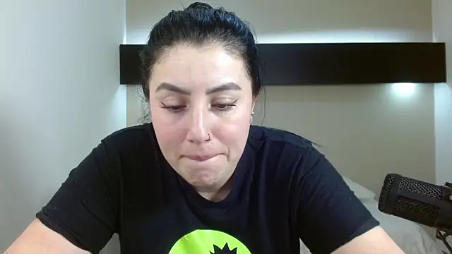 Snapshot of Bantonia chatting on 23, 3, 2025 Bantonia online show from 23, 3, 2025