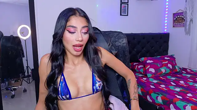 Snapshot of JulietaCheerr chatting on 27, 10, 2025 JulietaCheerr online show from 27, 10, 2025