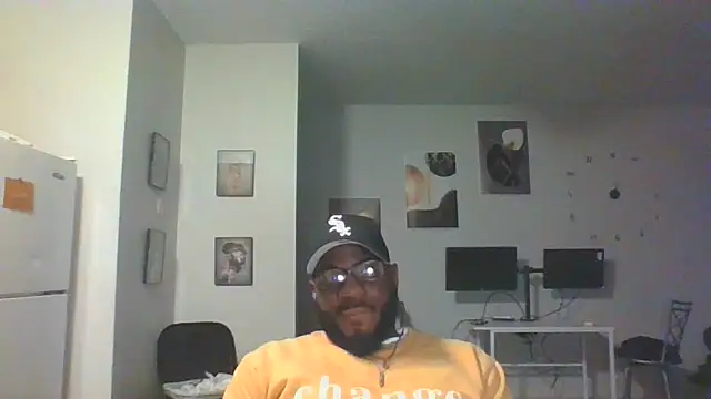 Stayinalive1992 online show from 8, 12, 2024