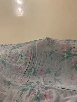 Layla-daloua online show from 23, 9, 2025