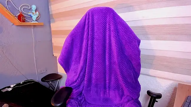 Liittleluaa  online show from 5, 12, 2024