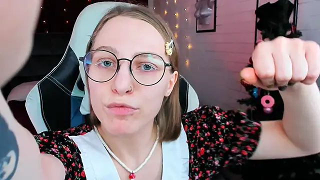 AphexQueen online show from 20, 12, 2024