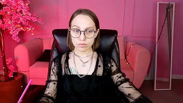 AphexQueen online show from 27, 1, 2025