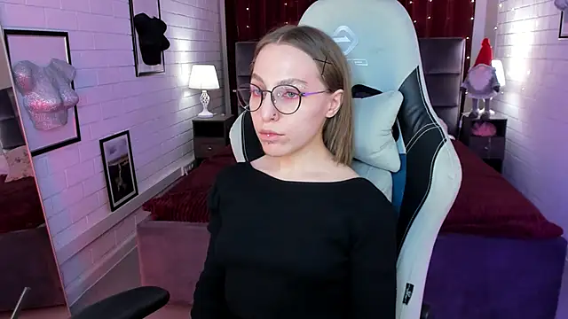 AphexQueen online show from 5, 2, 2025