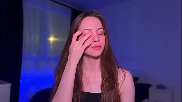 Snapshot of Riasha chatting on 12, 11, 2025 Riasha online show from 12, 11, 2025